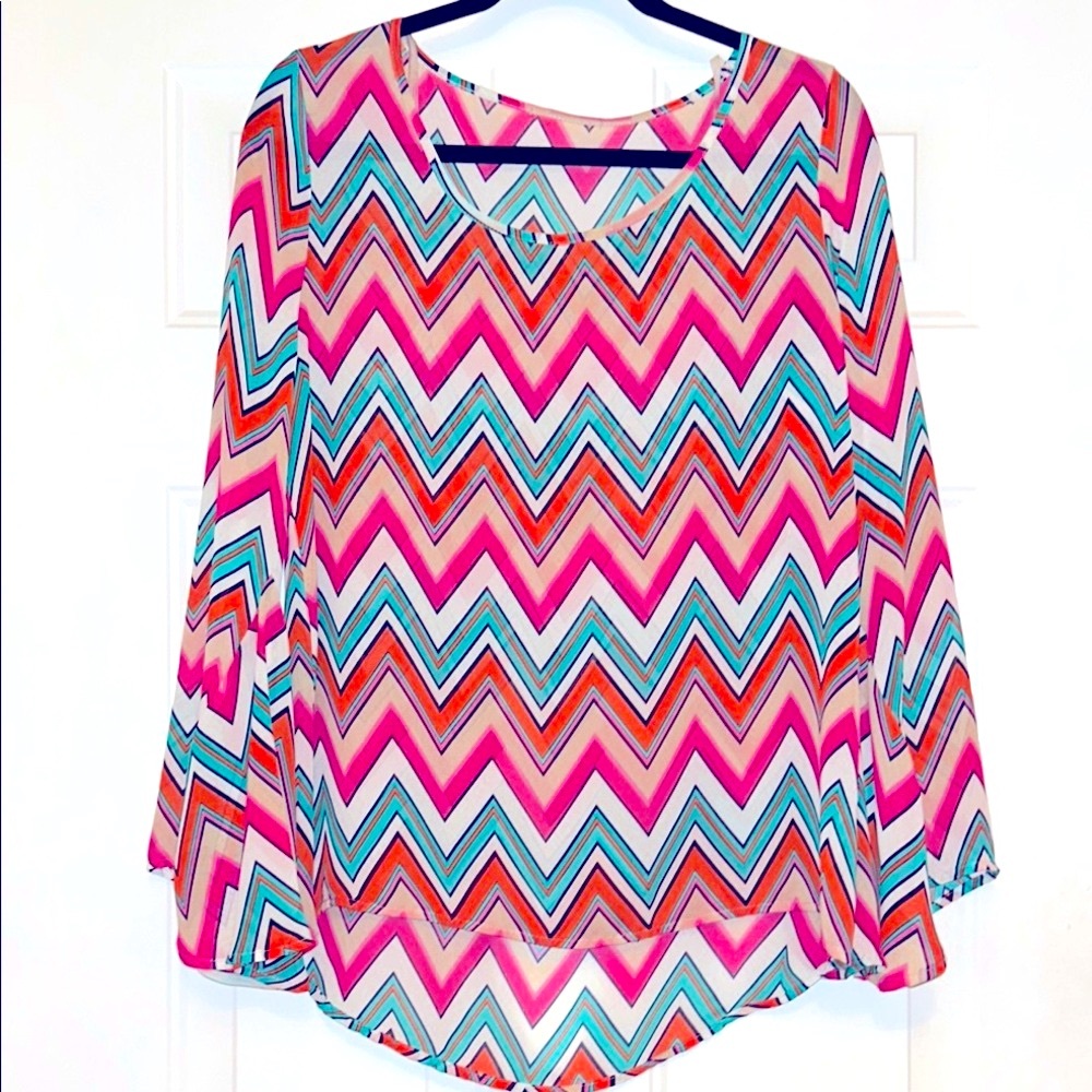 Rachel Kate Chevron Zigzag Top-S Chiffon Flowy Bell Sleeve Colorful Flirty Bold